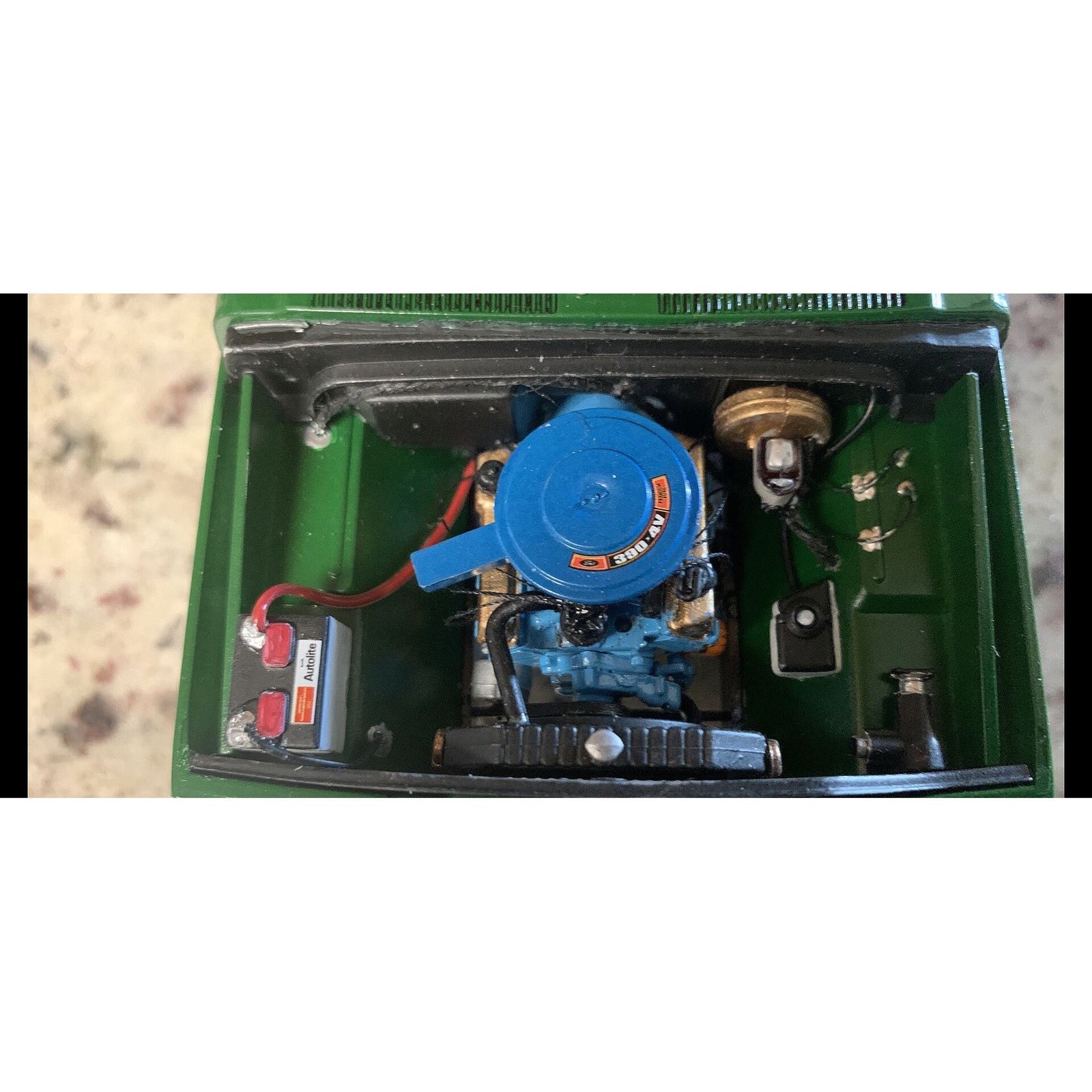 Moebius 1239 1967 Ford F100 Service Bed Pickup 1/25th scale - Moebius - ModelCars.com