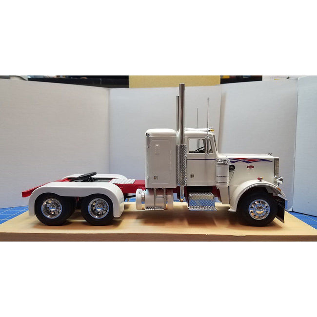 Moebius Models 1/25 Scale Semi Wheels/Tires - Moebius - ModelCars.com