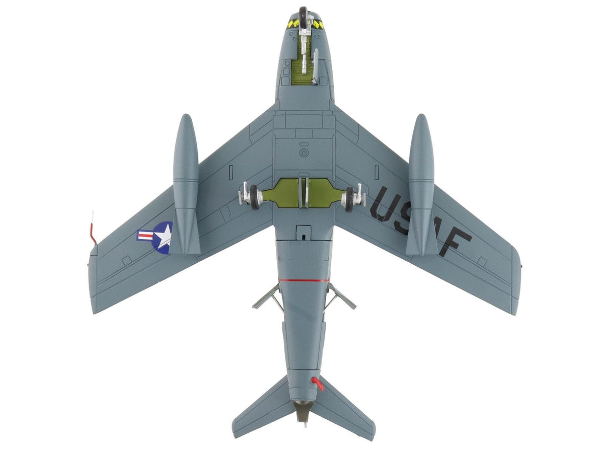 North American F-86F Sabre Fighter Aircraft "25333 461st Fighter Day Squadron West Germany" (1955) United States Air Forces in Europe "Air Power Series" 1/72 Diecast Model by Hobby Master-Hobby Master-ModelCars.com