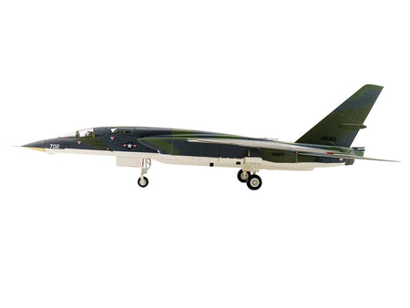North American RA-5C Vigilante Aircraft "149313 RVAH-6 Fleurs Experimental Scheme USS Constellation" (1966) United States Navy "Air Power Series" 1/72 Diecast Model by Hobby Master-Hobby Master-ModelCars.com