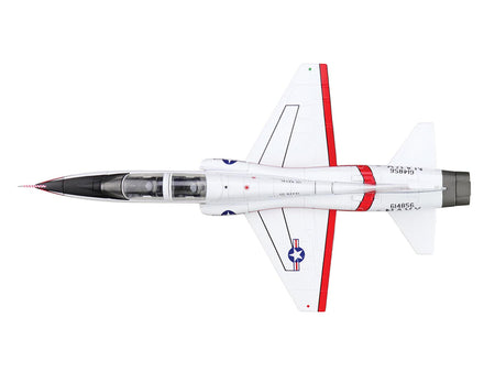 Northrop T-38A Talon Aircraft "61-0856 United States Naval Test Pilot School NAS Patuxent River NASA" (2005) United States Navy "Air Power Series" 1/72 Diecast Model by Hobby Master-Hobby Master-ModelCars.com
