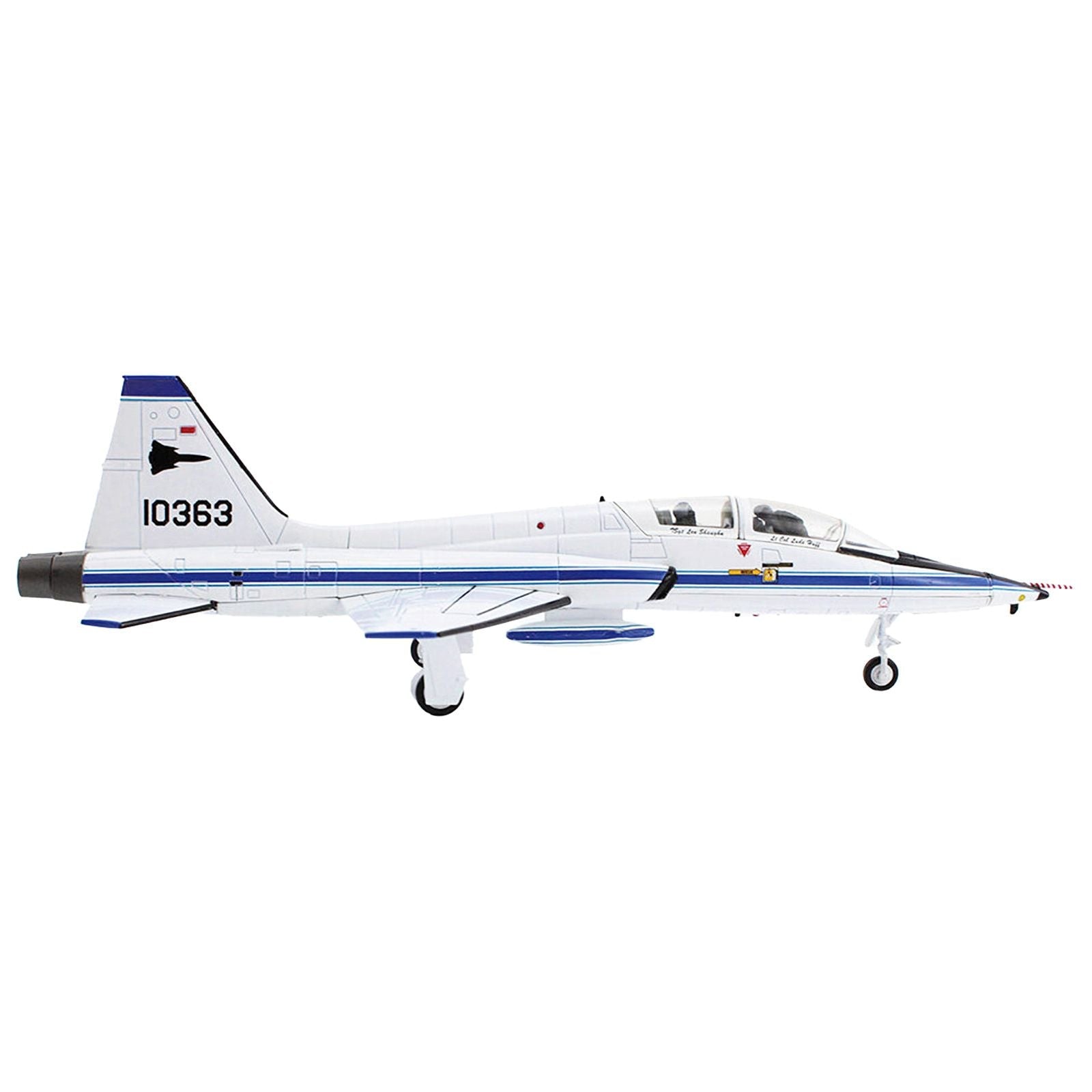 Northrop T - 38A Talon Trainer Aircraft "65 - 10363 Air Force Plant 42 Palmdale CA" (1984) United States Air Force "Air Power Series" 1/72 Diecast Model by Hobby Master - Hobby Master - ModelCars.com