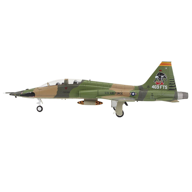 Northrop T-38C Talon Aircraft "66-4343 469th FTS Fort Worth Area" (2020) United States Air Force "Air Power Series" 1/72 Diecast Model by Hobby Master-Hobby Master-ModelCars.com