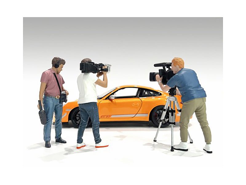 "On-Air" 6 piece Figures and Accessory Set for 1/24 Scale Models by American Diorama-American Diorama-ModelCars.com