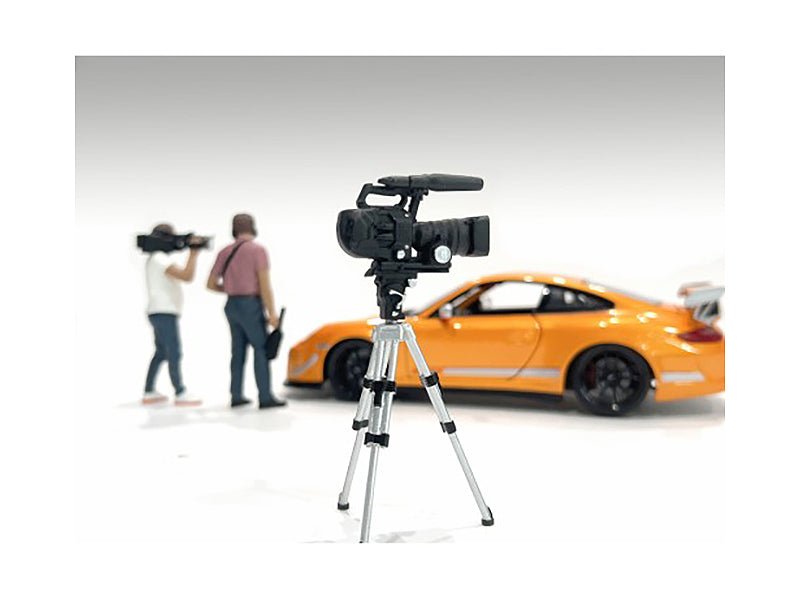"On-Air" Figure 5 with Standing Camera for 1/24 Scale Models by American Diorama-American Diorama-ModelCars.com