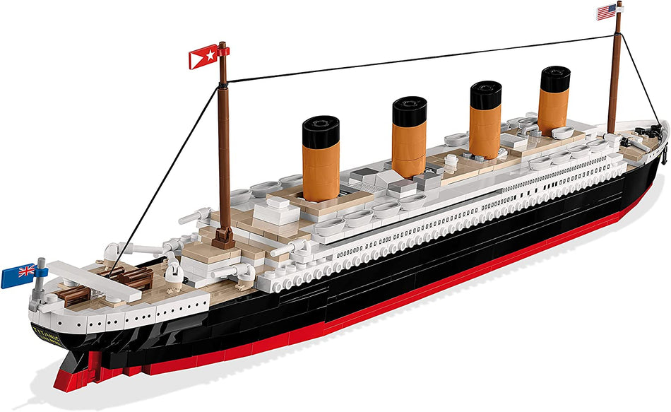 Cobi 722pcs HC R.M.S Titanic