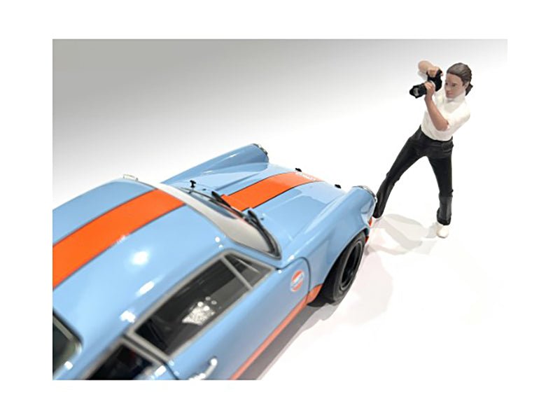 "Photographers" Figure #2 for 1/18 Scale Models by American Diorama-American Diorama-ModelCars.com