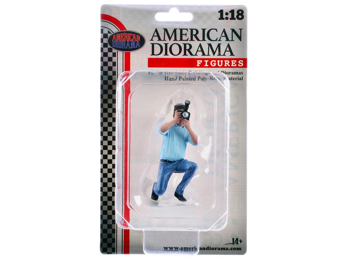 "Photographers" Figure #3 for 1/18 Scale Models by American Diorama-American Diorama-ModelCars.com
