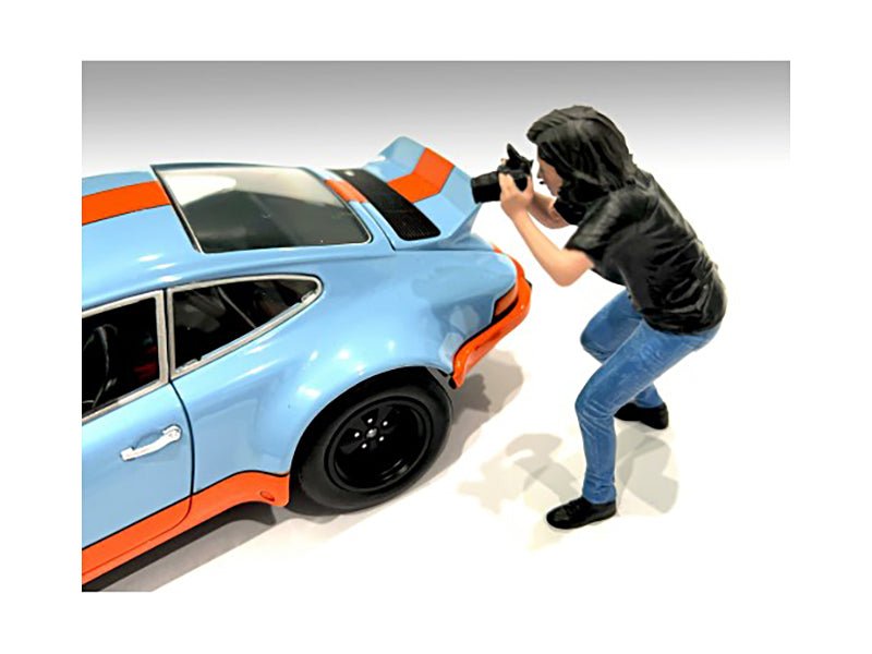 "Photographers" Figure #4 for 1/24 Scale Models by American Diorama-American Diorama-ModelCars.com