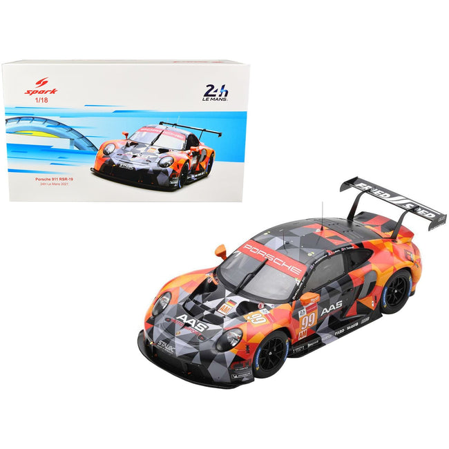 Porsche 911 RSR - 19 99 Vutthikorn Inthraphuvasak - Florian Latorre - Harry Tincknell "Proton Competition" LMGTE Am Class 24 Hours of Le Mans (2021) 1/18 Model Car by Spark - Spark - ModelCars.com