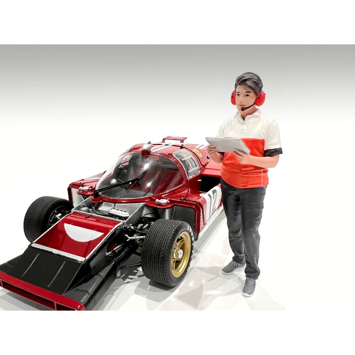 "Race Crew" Figure #3 for 1/18 scale models by American Diorama-American Diorama-ModelCars.com