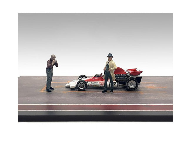 "Race Day" Two Diecast Figures Set 3 for 1/43 Scale Models by American Diorama-American Diorama-ModelCars.com