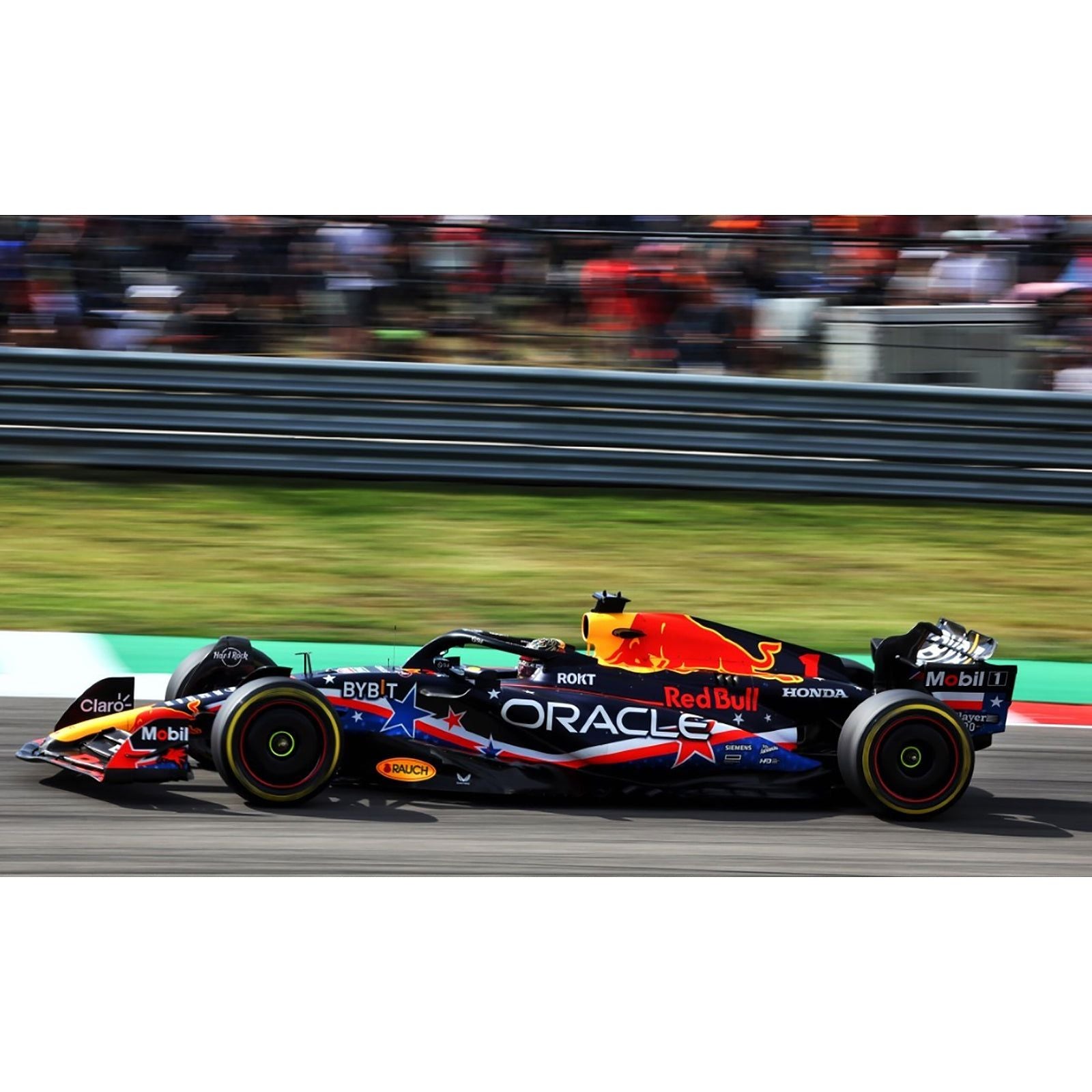 Red Bull Racing RB19 1 Max Verstappen "Oracle" Winner F1 Formula One "United States GP" (2023) with Driver Limited Edition to 336 pieces Worldwide 1/18 Diecast Model Car by Minichamps - Minichamps - ModelCars.com