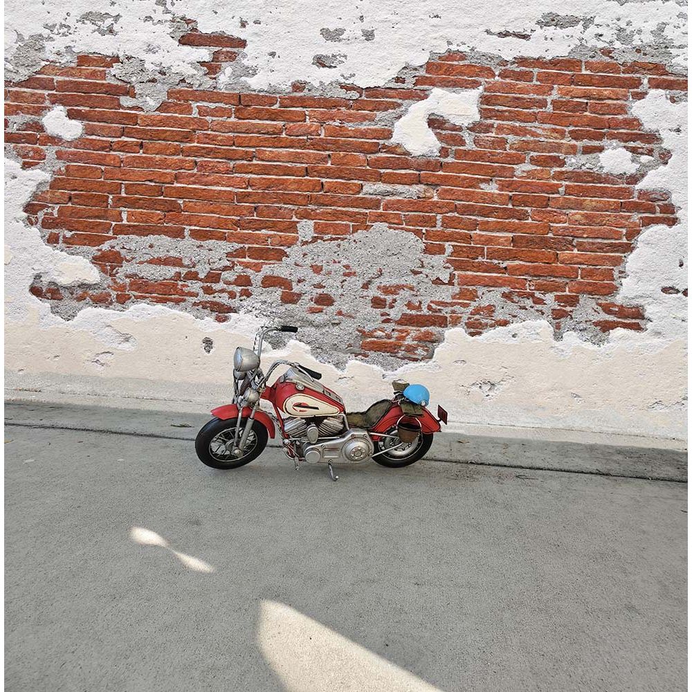 Red Harley - Davidson Motorcycle Metal Handmade - Old Modern - ModelCars.com