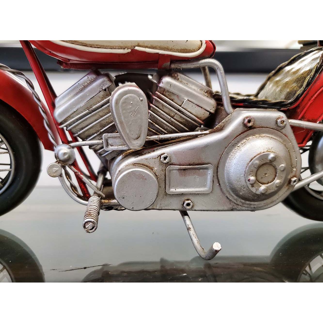 Red Harley - Davidson Motorcycle Metal Handmade - Old Modern - ModelCars.com