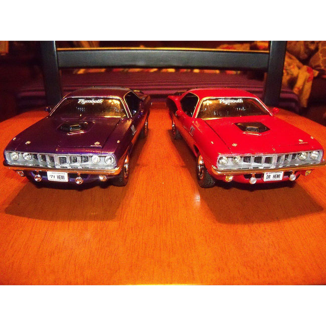 Revell 1/24 1971 HEMI 'Cuda Hardtop - Revell - ModelCars.com