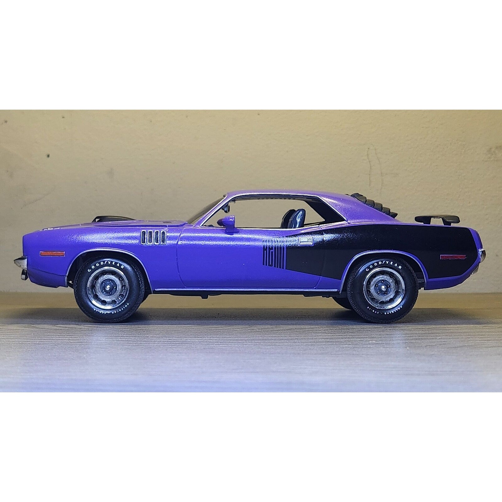 Revell 1/24 1971 HEMI 'Cuda Hardtop - Revell - ModelCars.com