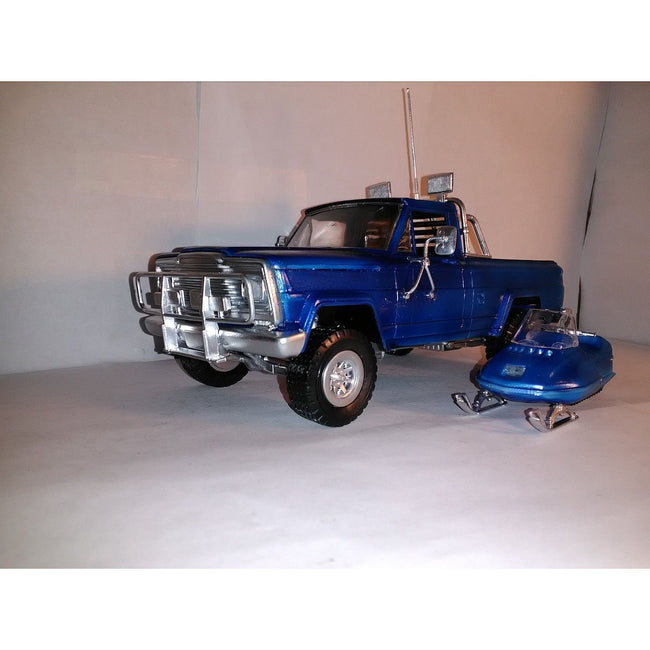 Revell 1/24 1980 Jeep Honcho Ice Patrol - Revell - ModelCars.com