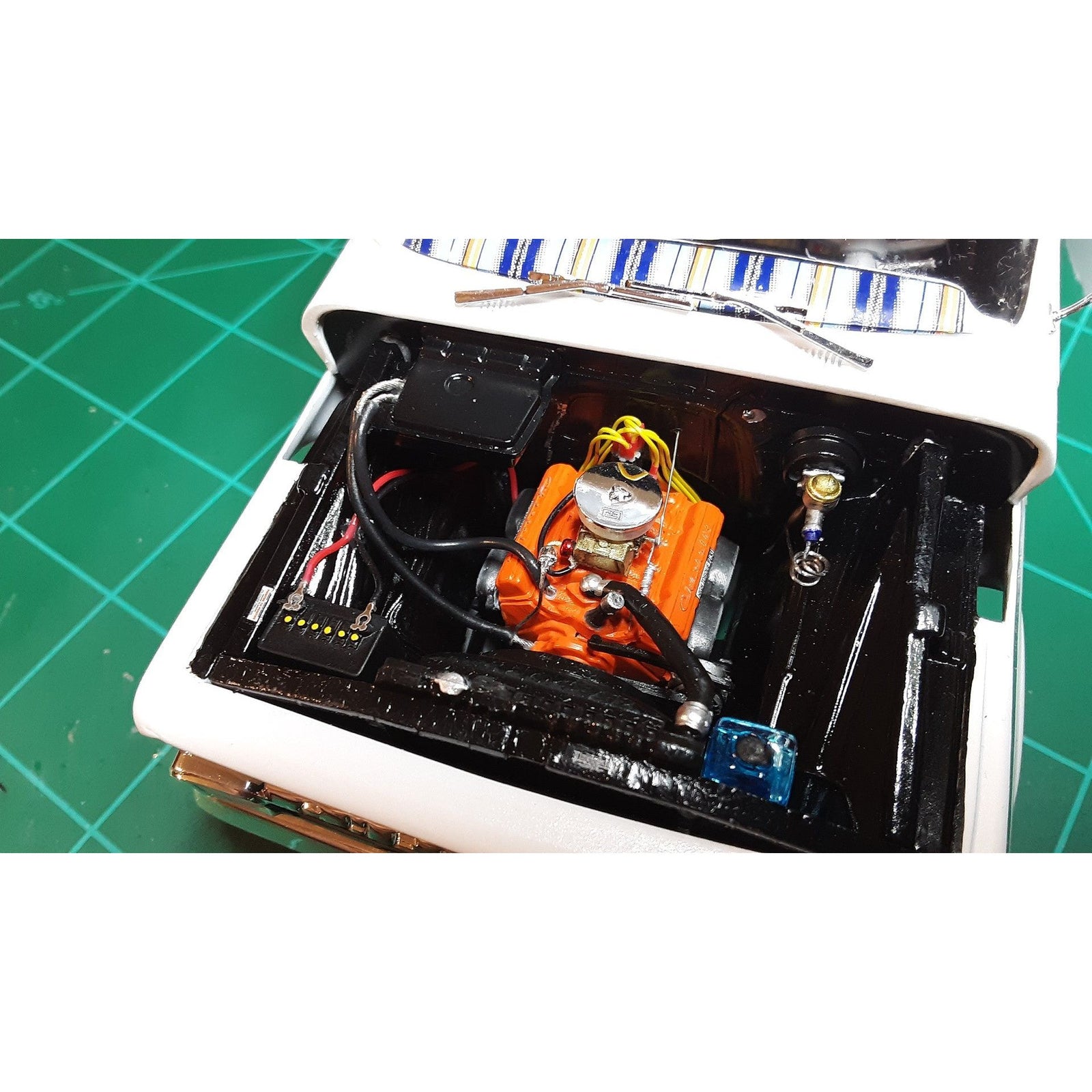 Revell 1/25 1966 Chevy Fleetside Pickup - Revell - ModelCars.com