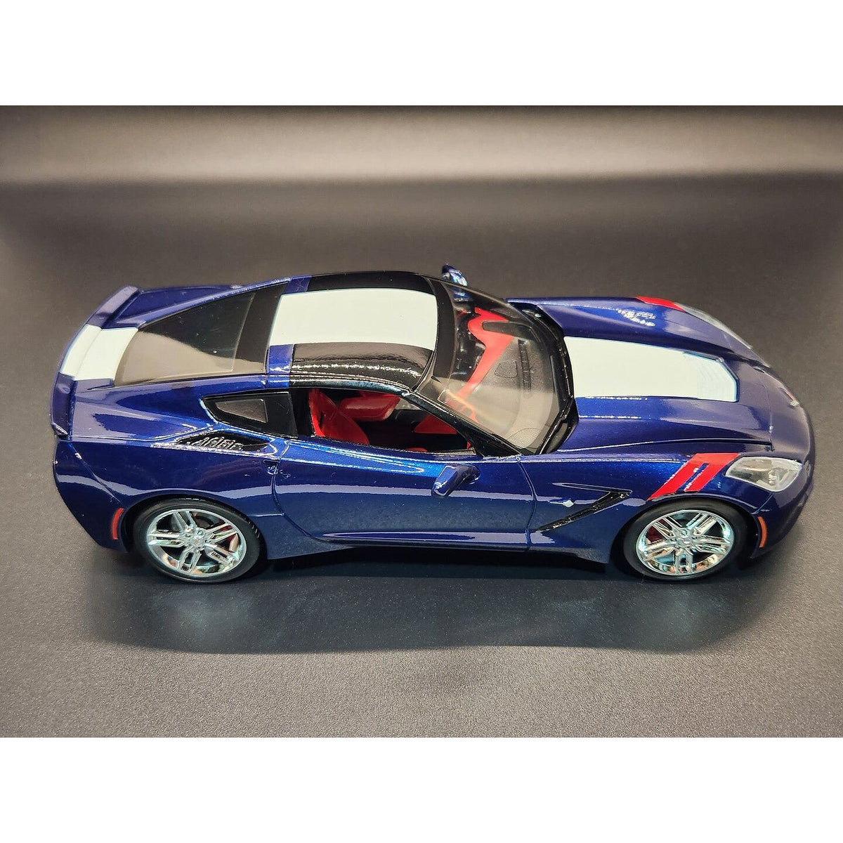 Revell 1/25 2015 Corvette Stingray - Revell - ModelCars.com