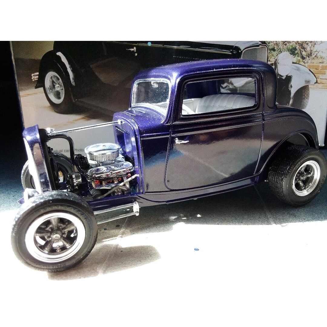 Revell 1/25 '32 Ford 5 Window Coupe-Revell-ModelCars.com