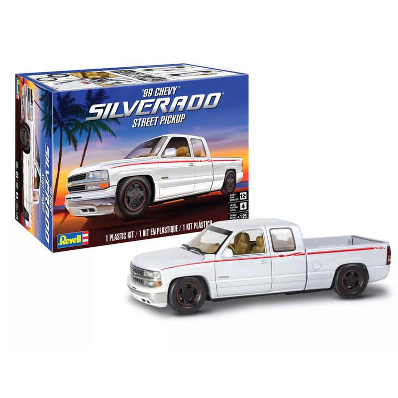 Revell 1/25 '99 CHEVY SILV STRET - Revell - ModelCars.com