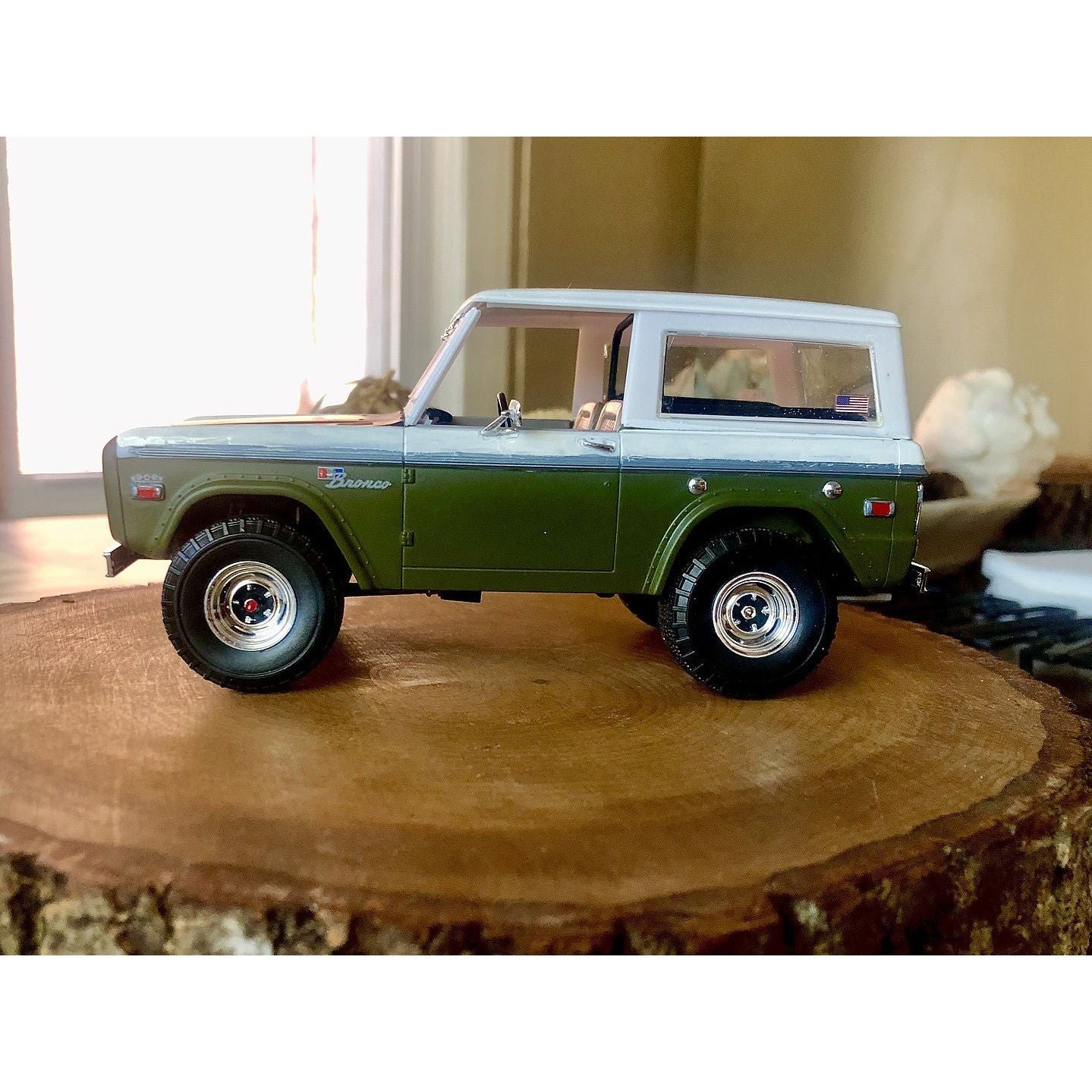 Revell 1/25 Baja Bronco - Revell - ModelCars.com