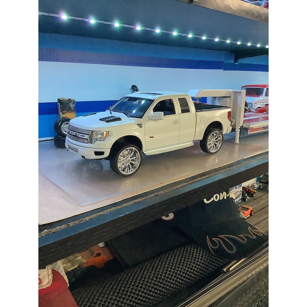 Revell 1/25 Ford F - 150 SVT Raptor - Revell - ModelCars.com