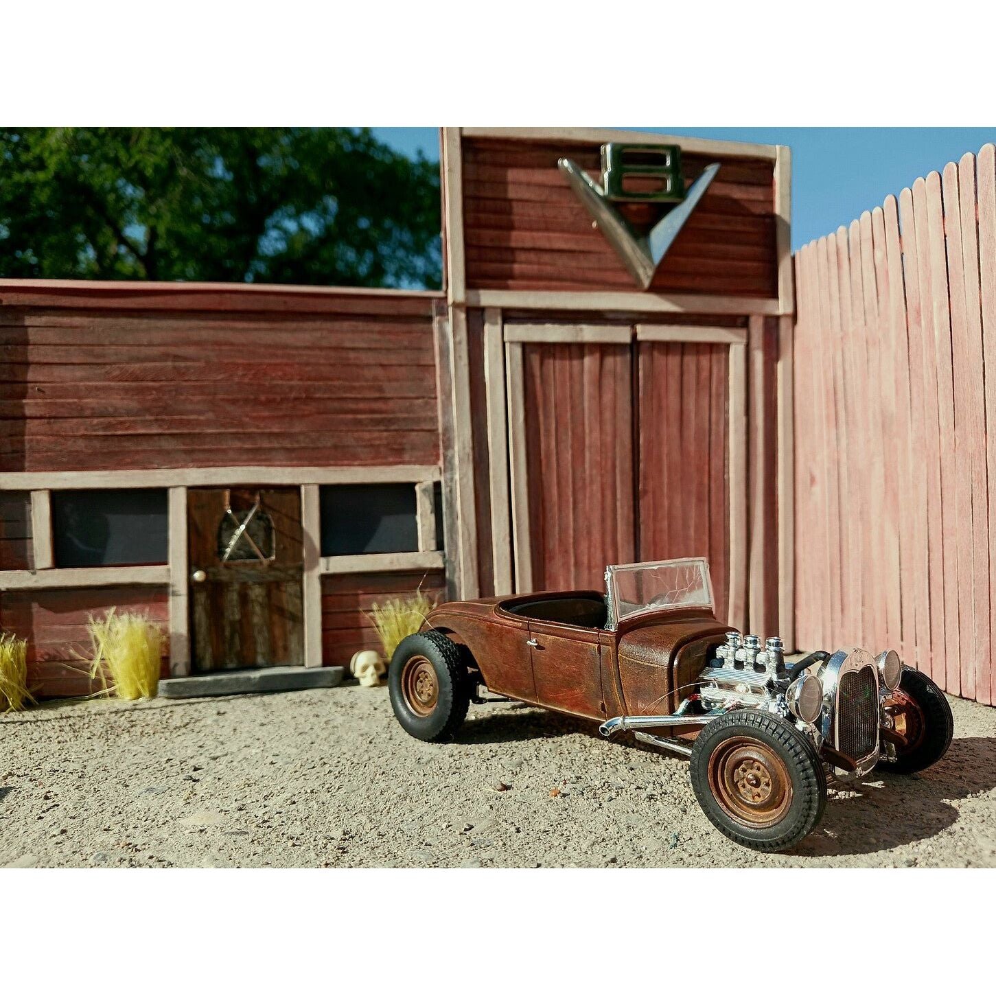 Revell 1929 Model A Roadster 2'N1 Scale 1/25 model kit - Revell - ModelCars.com