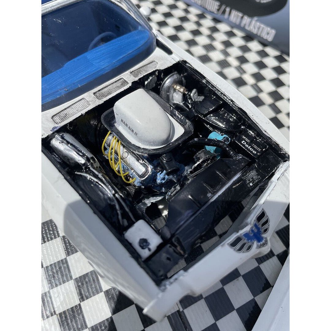 Revell 1970 Pontiac Firebird 2'N1 1/24 Scale Model Kit - Revell - ModelCars.com