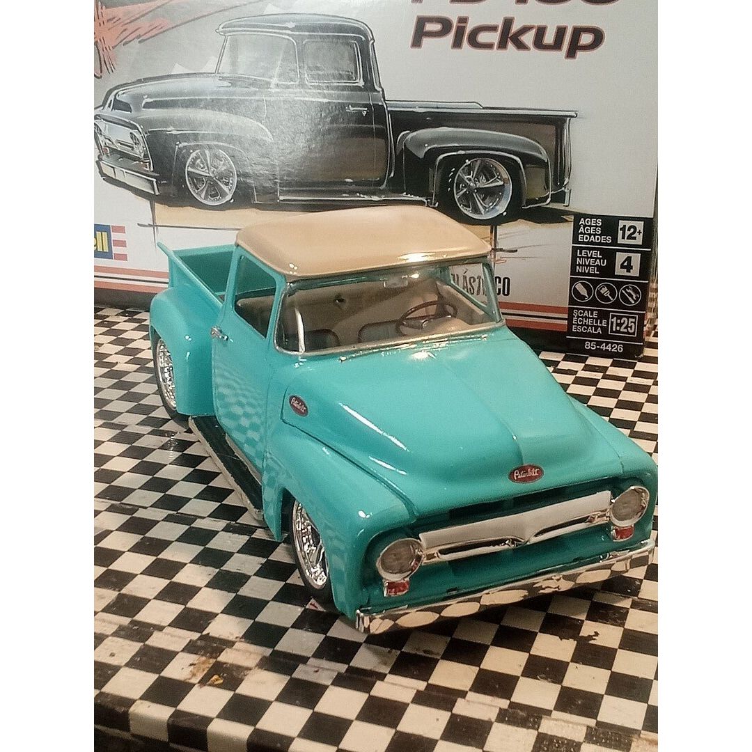 Revell Foose Ford FD - 100 Scale 1/25 model kit - Revell - ModelCars.com