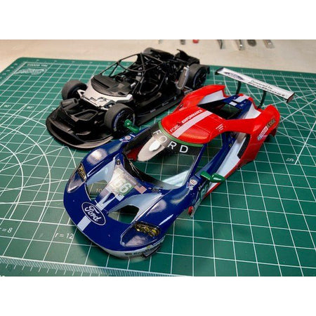Revell Germany 1/24 Ford GT Racing LeMans-Revell-ModelCars.com