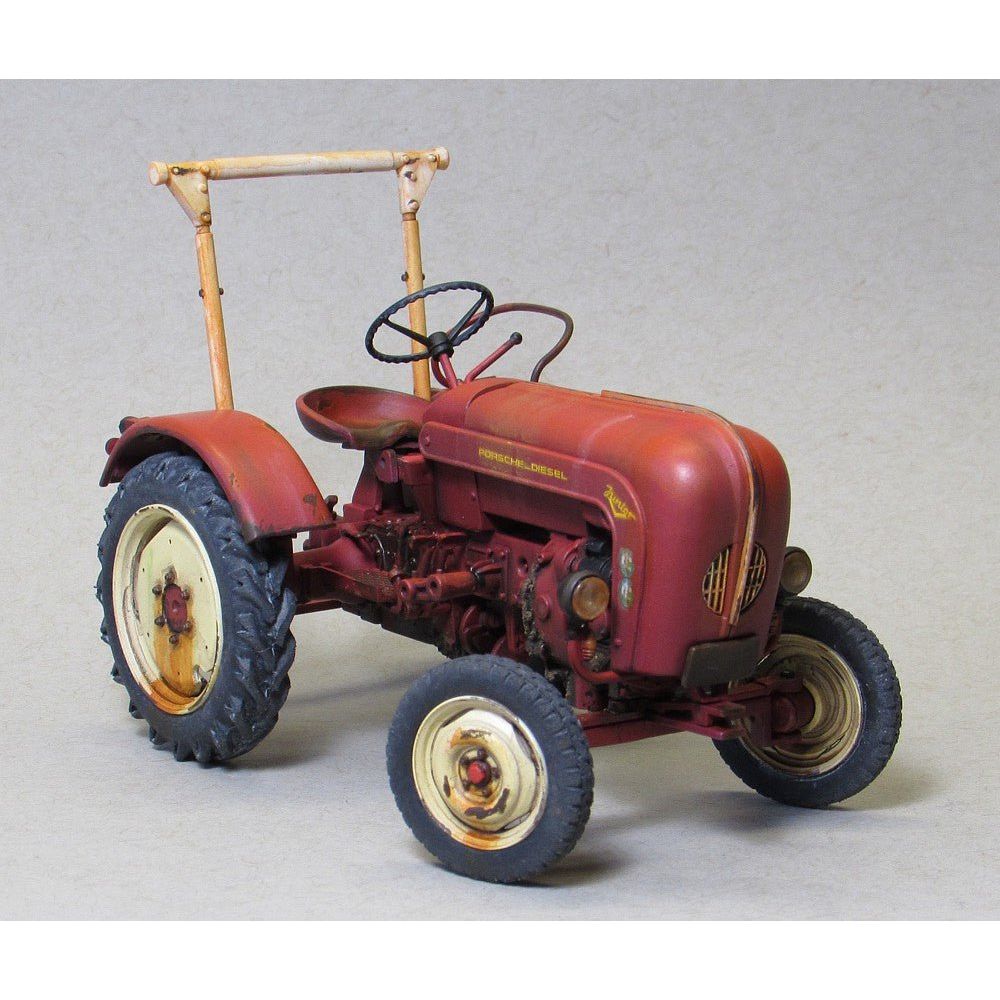 Revell Germany 1/24 Porsche Diesel Junior 108 Tracktor - Revell - ModelCars.com