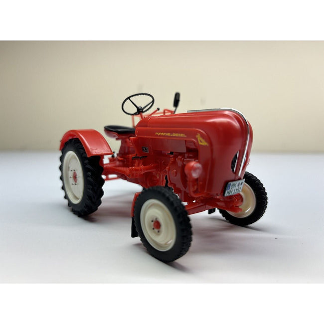 Revell Germany 1/24 Porsche Diesel Junior 108 Tracktor - Revell - ModelCars.com
