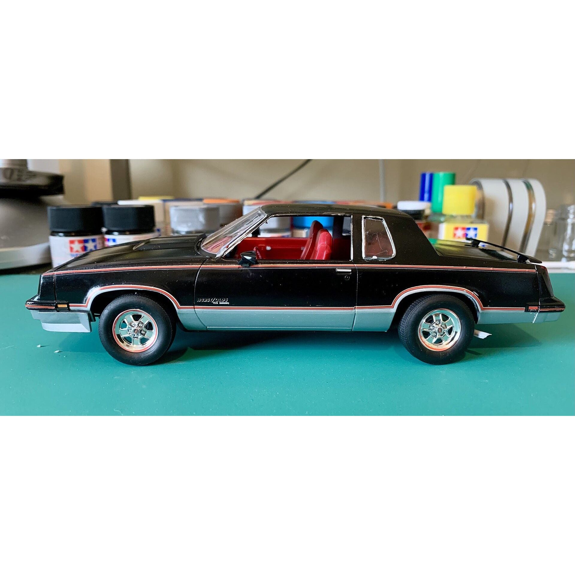 Revell Germany 1/25 1983 Hurst Oldsmobile - Revell - ModelCars.com