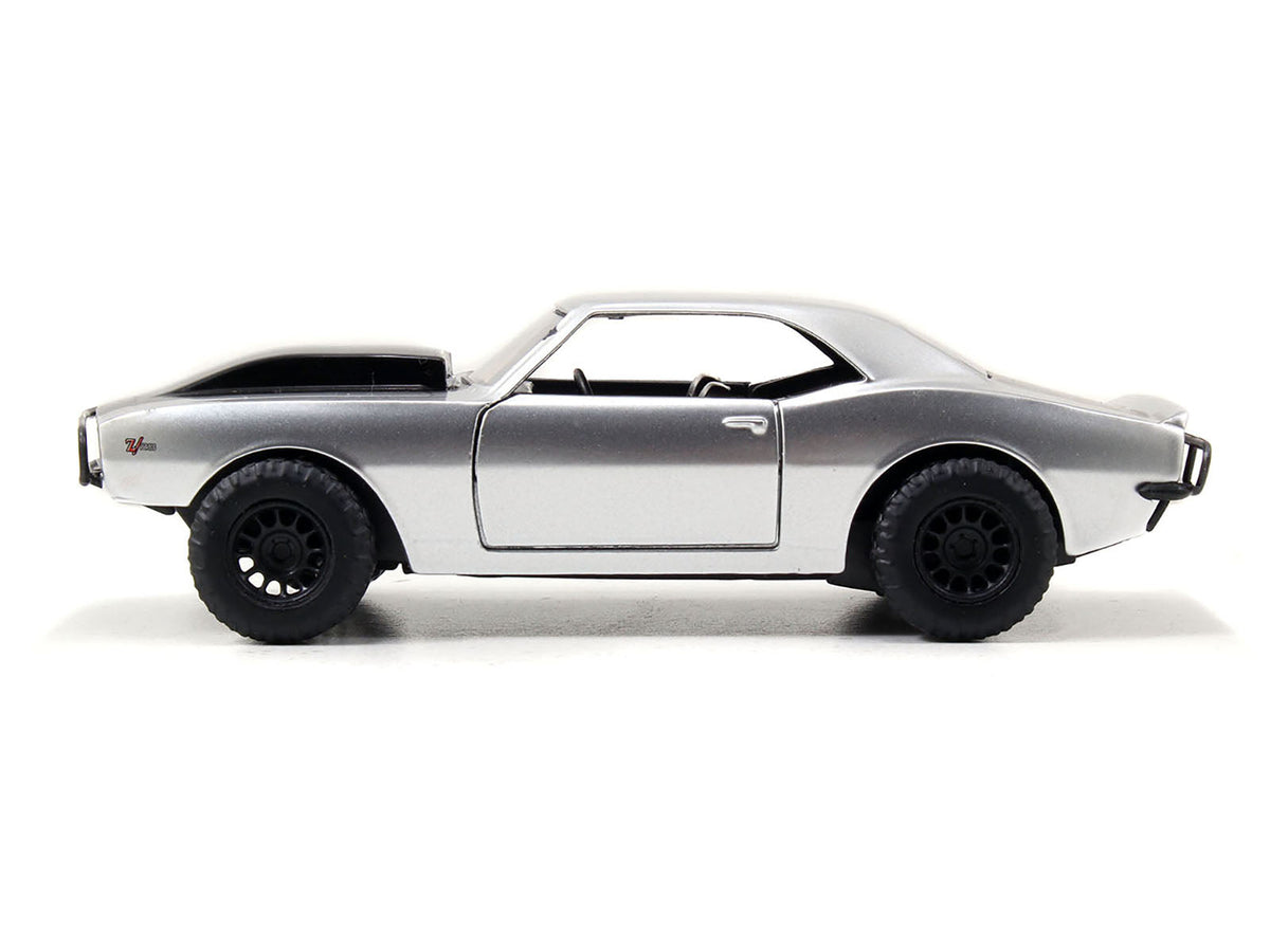 Roman's Chevrolet Camaro Z/28 Silver with Black Stripes "Fast & Furious 7" (2015) Movie 1/32 Diecast Model Car by Jada-Jada-ModelCars.com