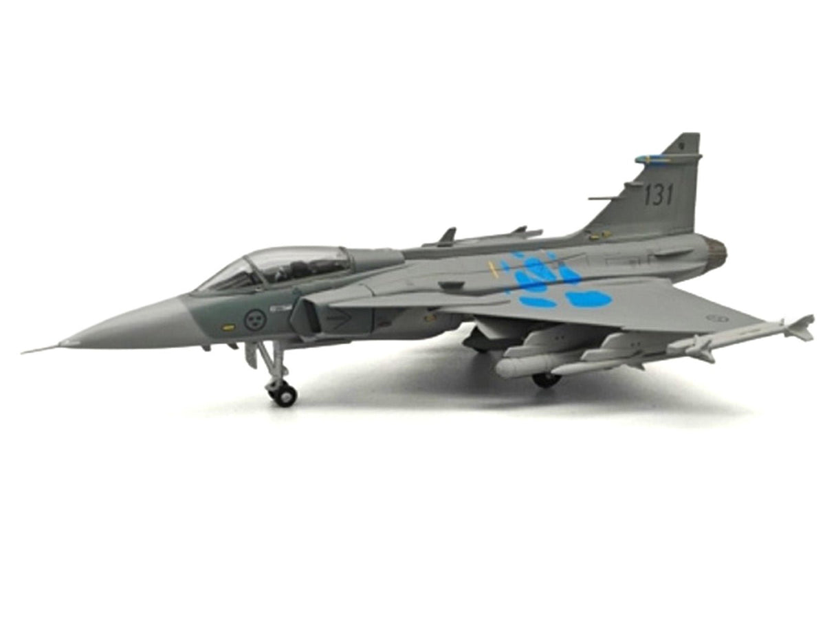 Saab JAS 39A Gripen Fighter Aircraft "131 F 7 Wing Cat’s Paw Livery Satenas Air Base" (2006) Swedish Air Force 1/72 Diecast Model Airplane by Aviation 72-Aviation 72-ModelCars.com