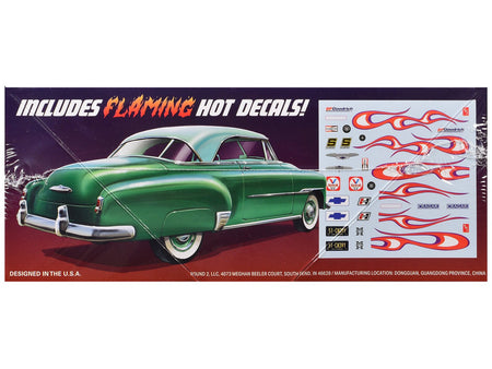 Skill 2 Model Kit 1951 Chevrolet Cruiser 3-in-1 Kit 1/25 Scale Model by AMT-AMT-ModelCars.com