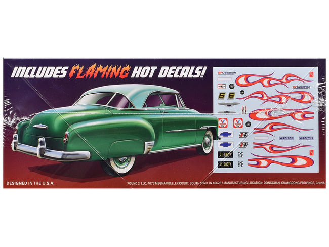 Skill 2 Model Kit 1951 Chevrolet Cruiser 3-in-1 Kit 1/25 Scale Model by AMT-AMT-ModelCars.com