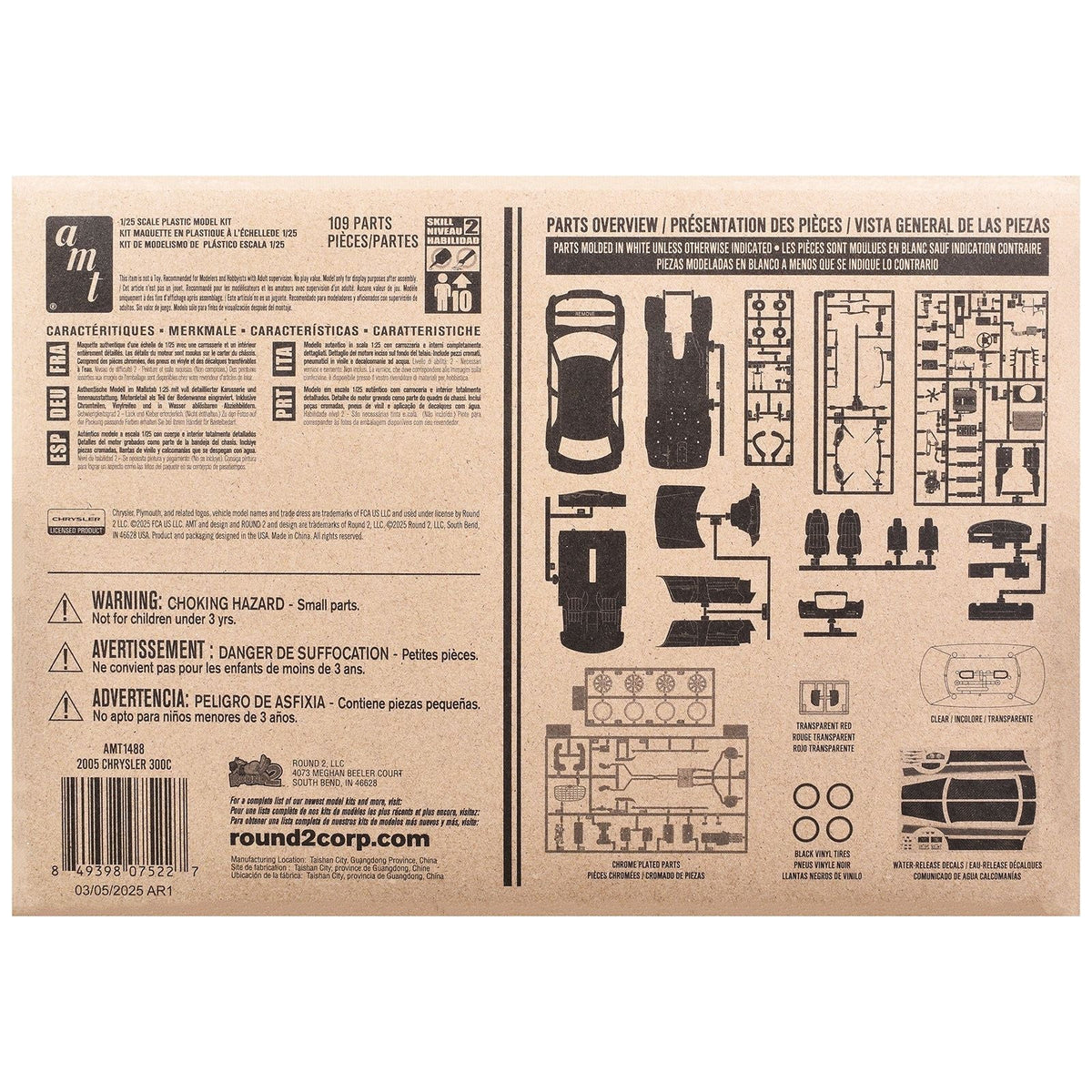 Skill 2 Model Kit 2005 Chrysler 300C 1/25 Scale Model by AMT-AMT-ModelCars.com