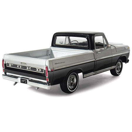 Skill 3 Model Kit 1972 Ford Sport Custom Pickup Truck 1/25 Scale Model by Moebius-Moebius-ModelCars.com