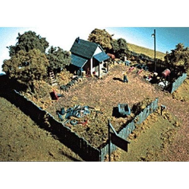 *S/O*SMILEY'S TOW SERVICE - WOODLAND SCENICS - ModelCars.com