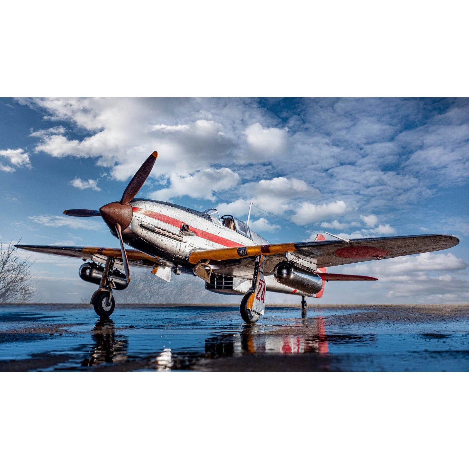 TAM25203 1:48 Tamiya Ki - 61 - Id Hien (Tony) & 4x4 Kurogane - Tamiya - ModelCars.com
