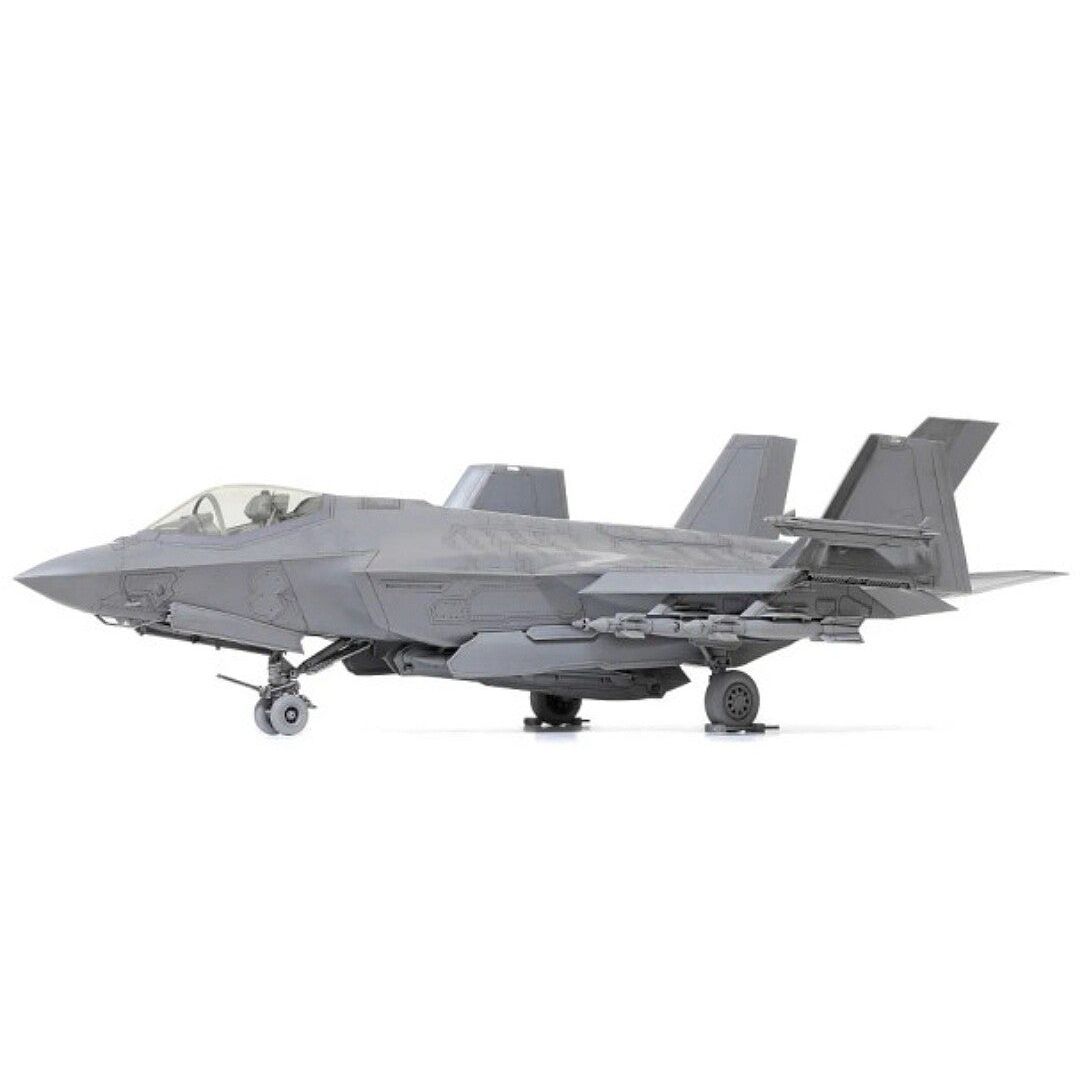 TAM61127 1:48 Tamiya F - 35C Lightning II - Tamiya - ModelCars.com