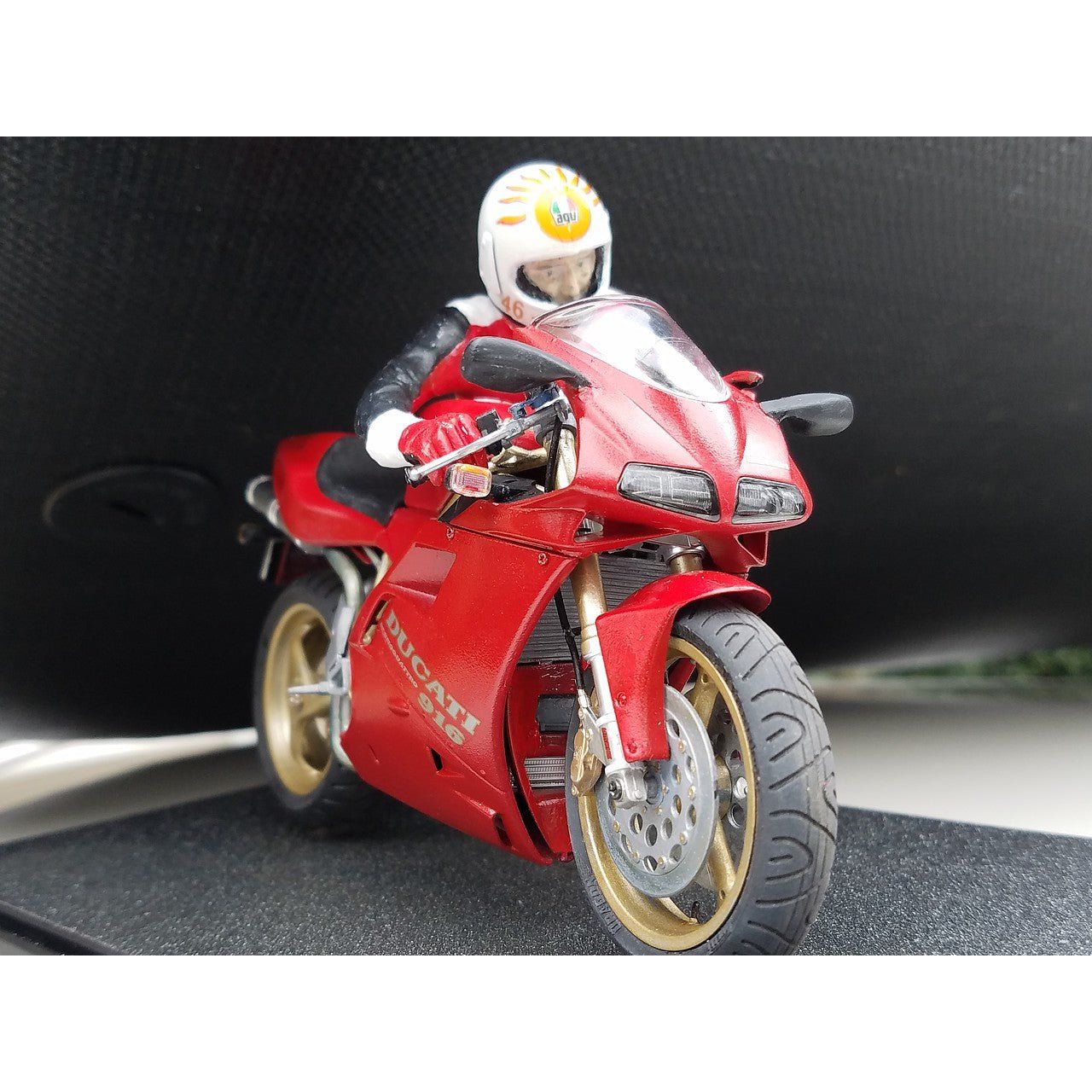 Tamiya 1/12 Ducati 916 - Tamiya - ModelCars.com