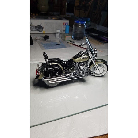 Tamiya 1/12 Yamaha XV1600 Road Star Custom - Tamiya - ModelCars.com