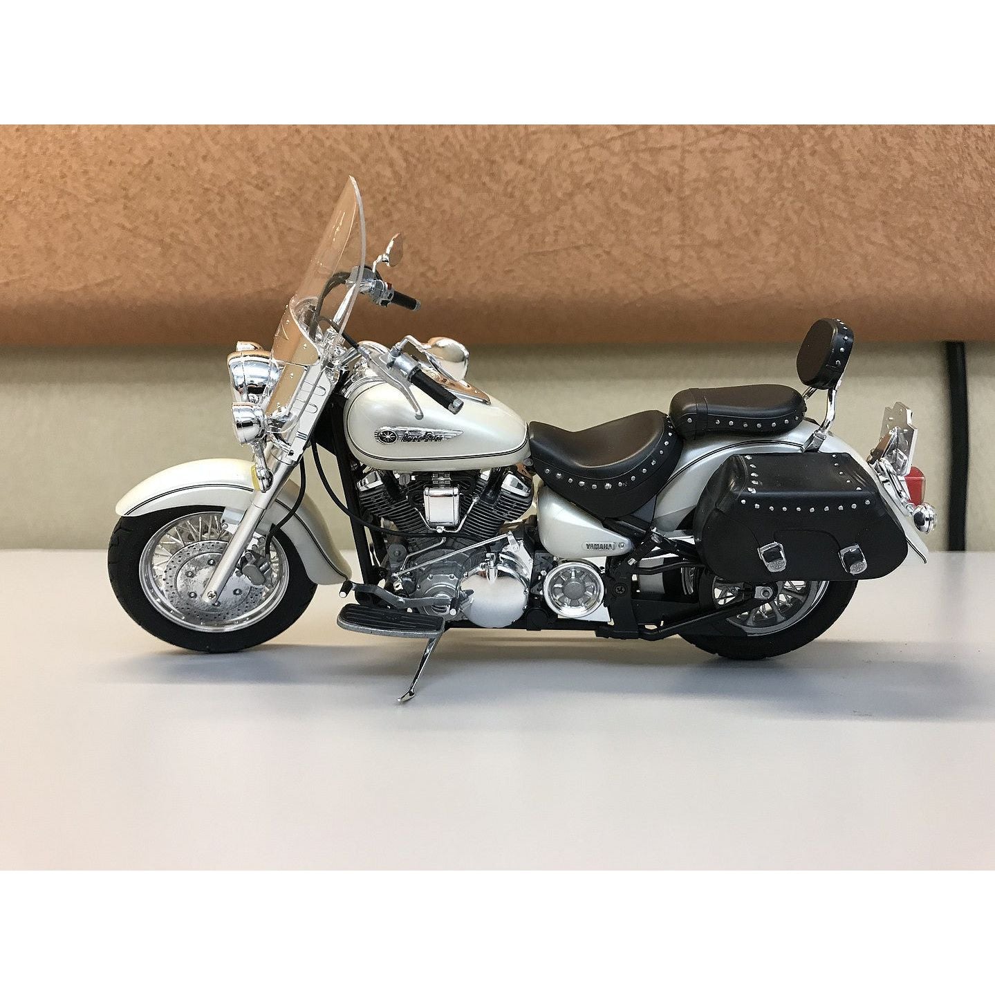 Tamiya 1/12 Yamaha XV1600 Road Star Custom - Tamiya - ModelCars.com