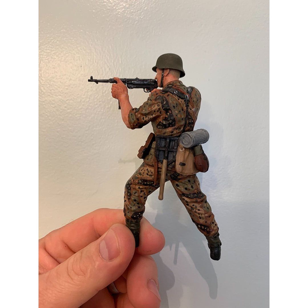 Tamiya 1/16 Wwii German Infantryman - Tamiya - ModelCars.com