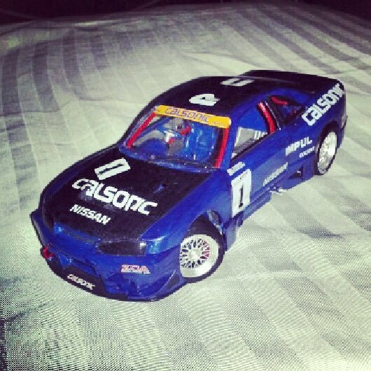 Tamiya 1/24 Calsonic Skyline GT-R (R34)-Tamiya-ModelCars.com