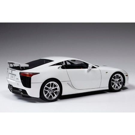Tamiya 1/24 Lexus LFA-Tamiya-ModelCars.com